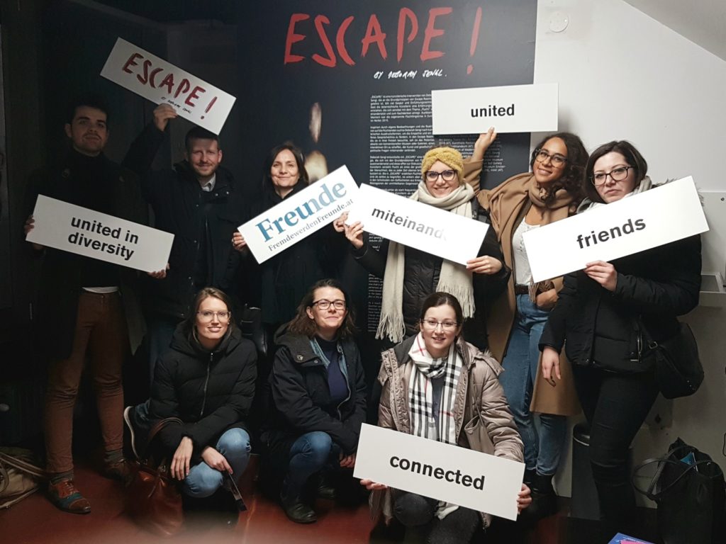 comma social event_escape